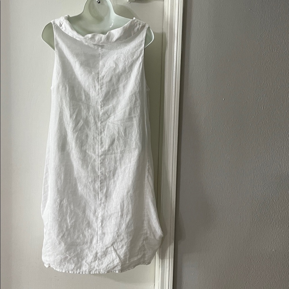 LUCA VANUCCI White Sleeveless Cowl Neck dress - Picture 3 of 11